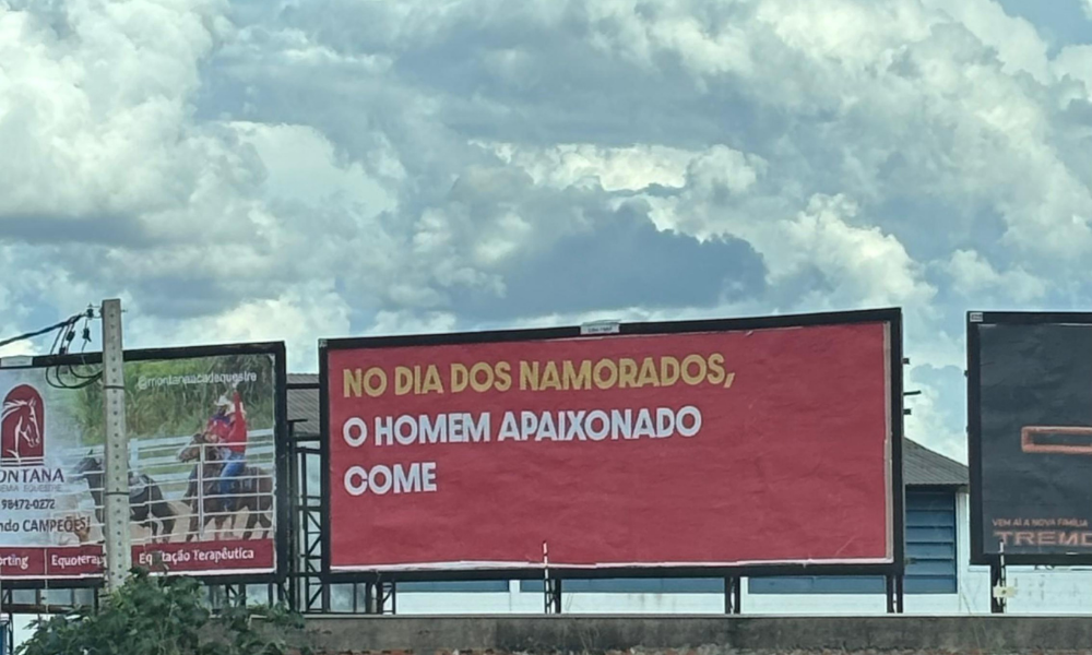 outdoor-labareda-dia-dos-namorados-1 Misteriosos outdoors de Campo Grande: O que está por trás disso?