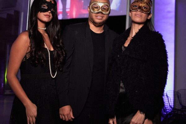 GLAMOUR & MISTÉRIO NA MODA CARIOCA: FASHION SQUAD FAZ SUA ESTREIA EM NOITE EXCLUSIVA E REVELA NOVA ERA CRIATIVA NO RIO