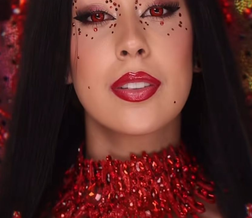 Camila Pudim viraliza em collab com Ivete Sangalo e transforma Carnaval em fenômeno de beleza nas redes